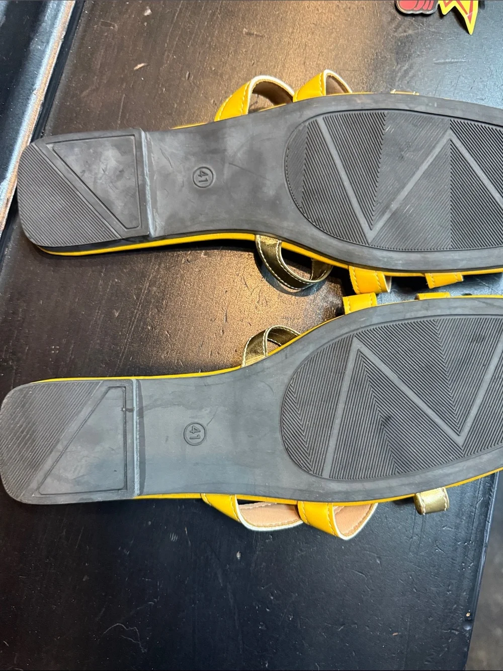 CSDYX bright yellow